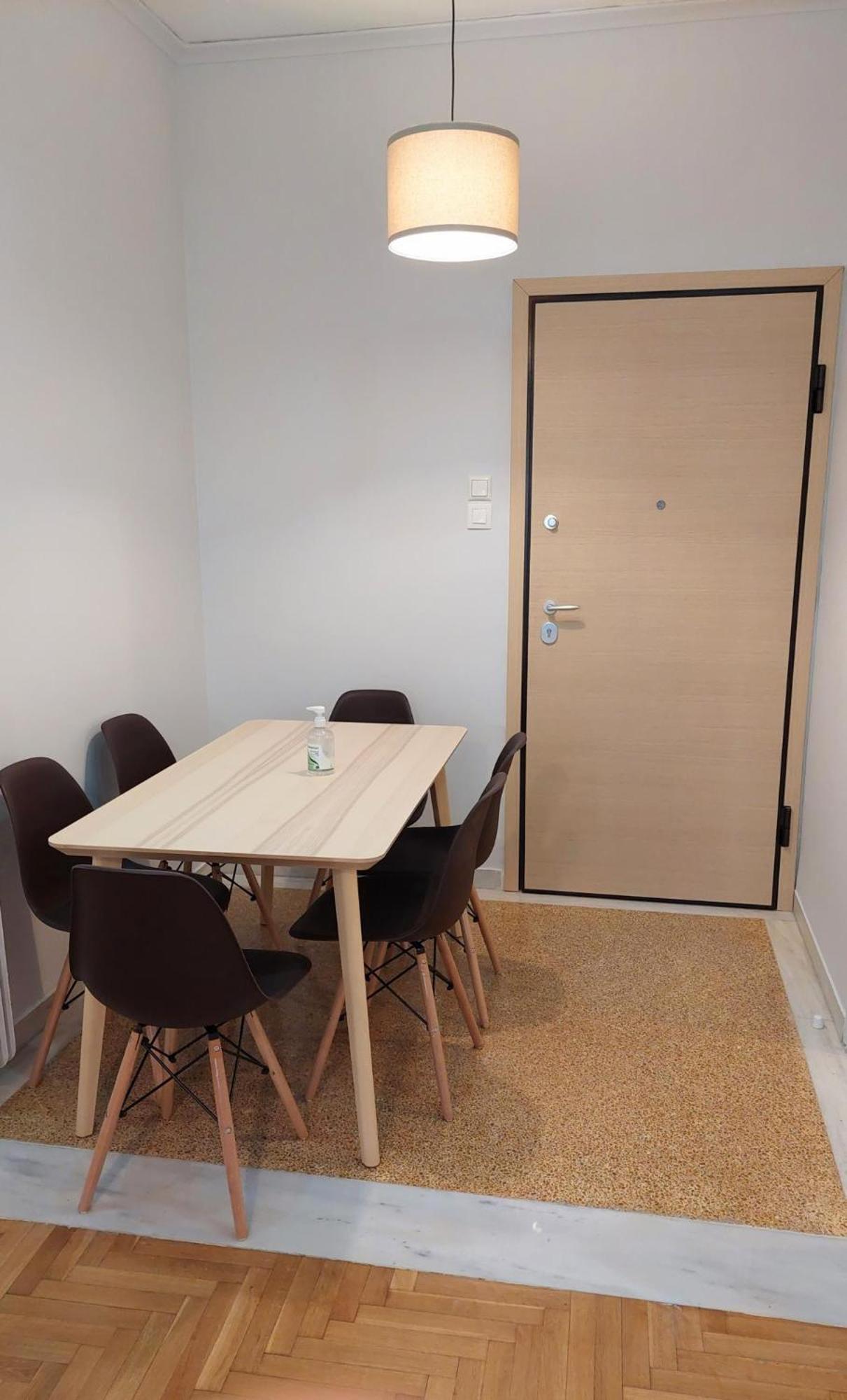 אתונה Cozy Apartment In Plaka מראה חיצוני תמונה